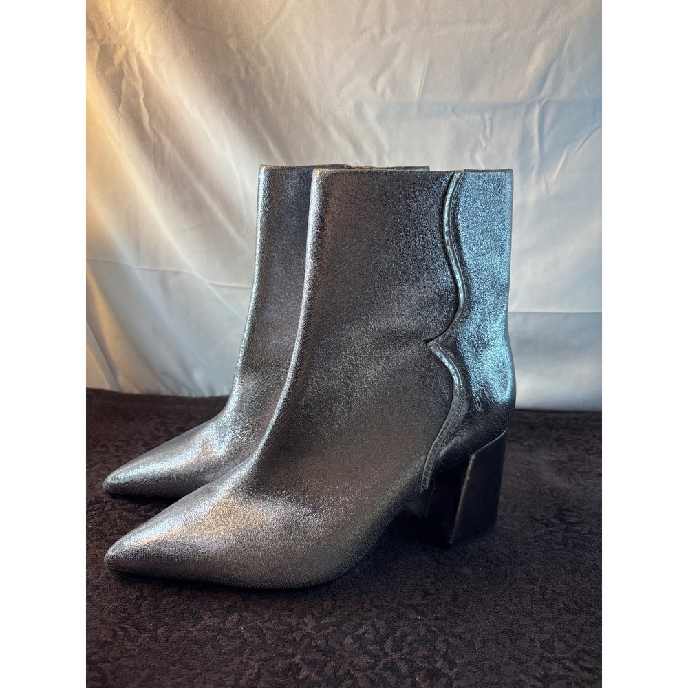 Seychelles Broken Promises Metallic Silver Pointed Toe Block Heel Ankle Boot 8.5